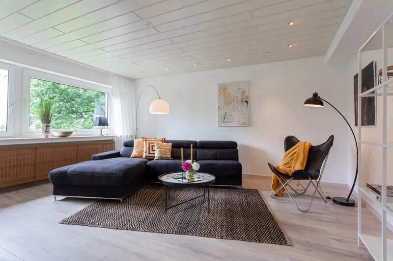 Wohnbereich der geerbten Wohnung, nach der Renovierung